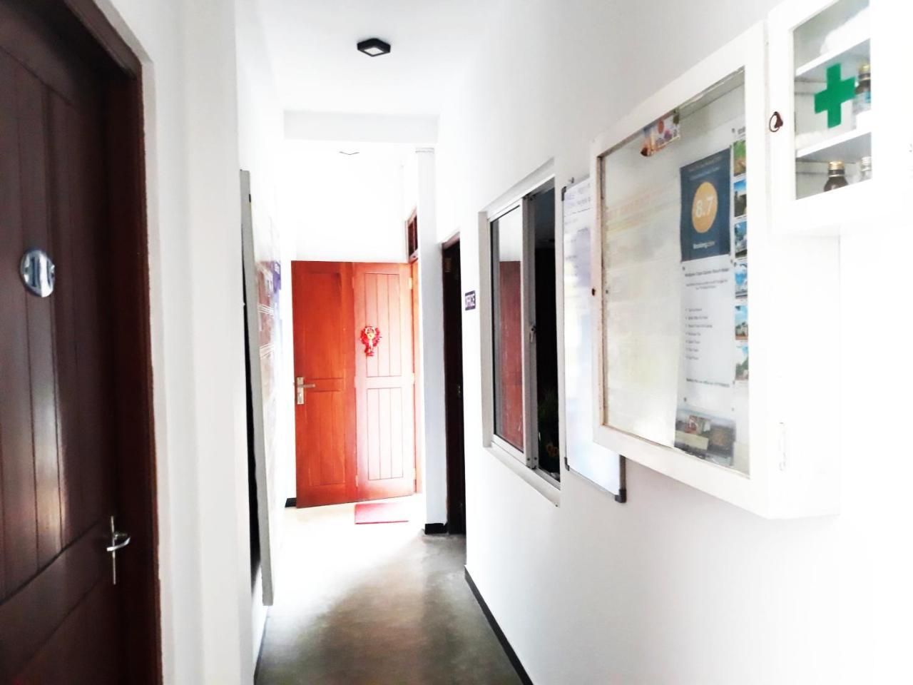 Copacabana Beach Hotel Hikkaduwa Ngoại thất bức ảnh